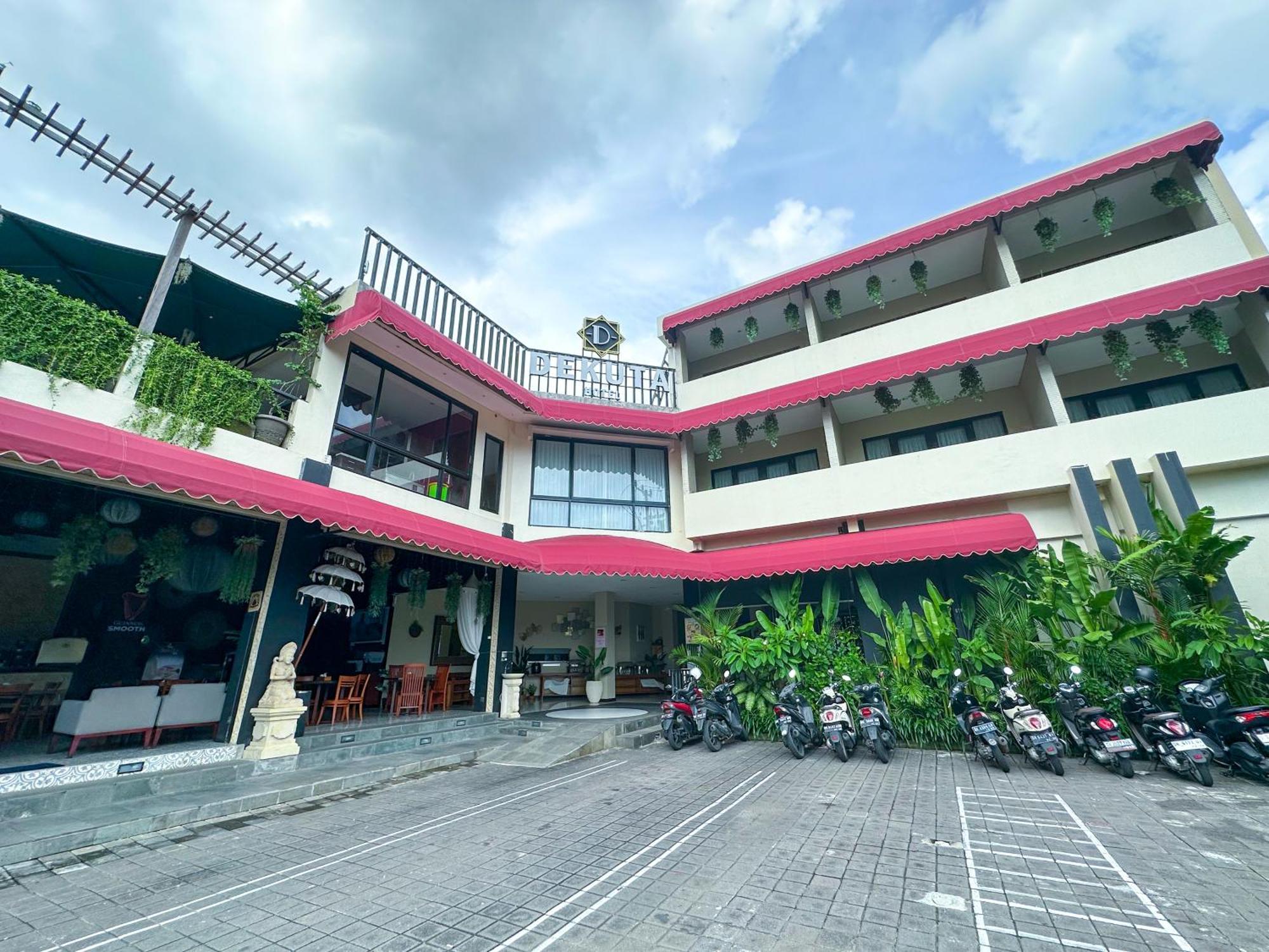 Hôtel Dekuta à Kuta Lombok Extérieur photo